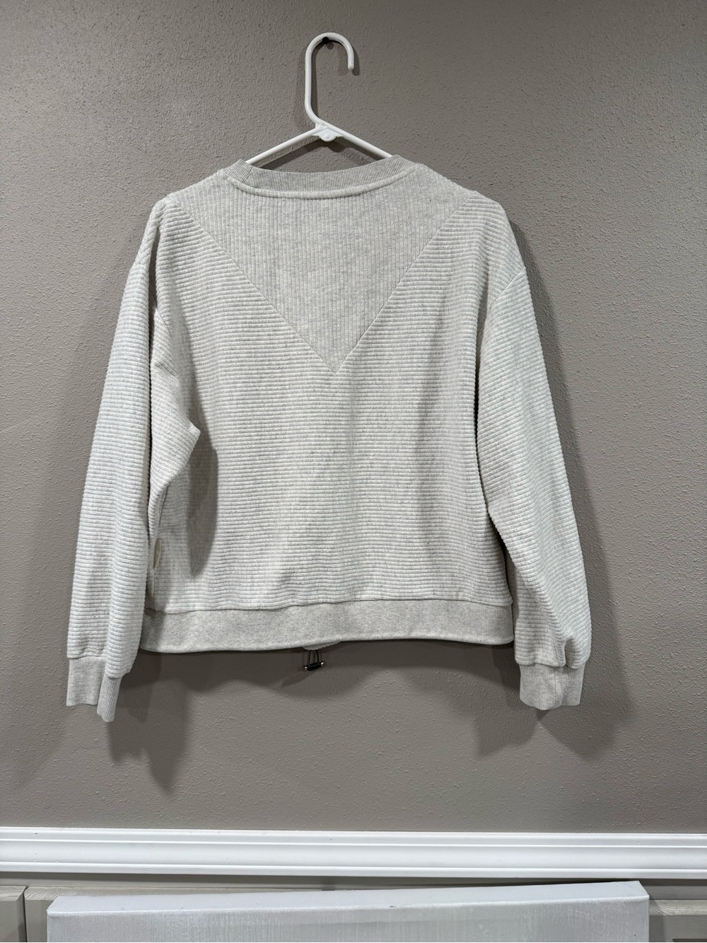 Varley Arleta Pullover in Ivory Cloud - Picture 5 of 6